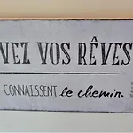 Nyaraló De France - La Thibaudiere *