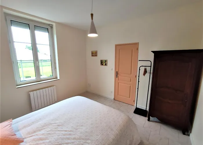 Holiday home Gite Gites De France - La Thibaudiere